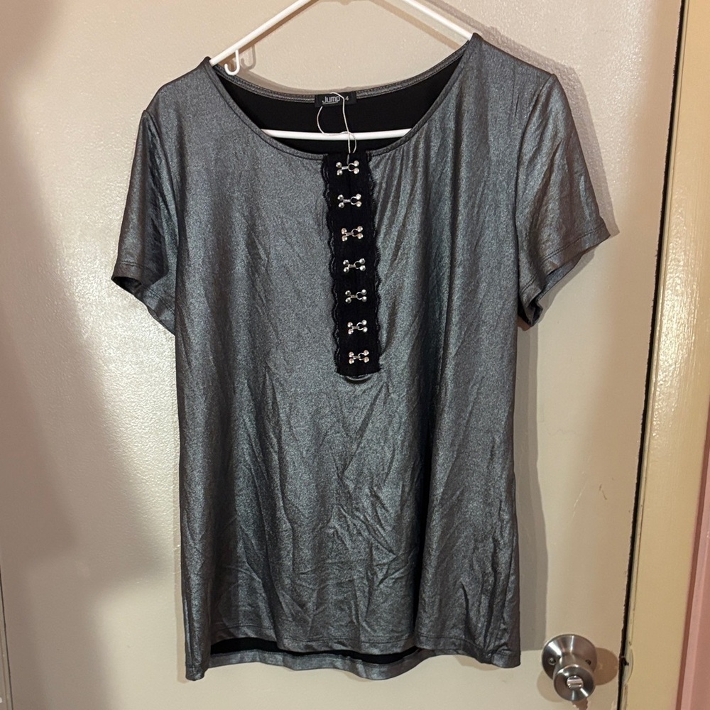 Jump Metallic Silver Short Sleeve Top